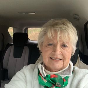 Meet your Posher, Janet